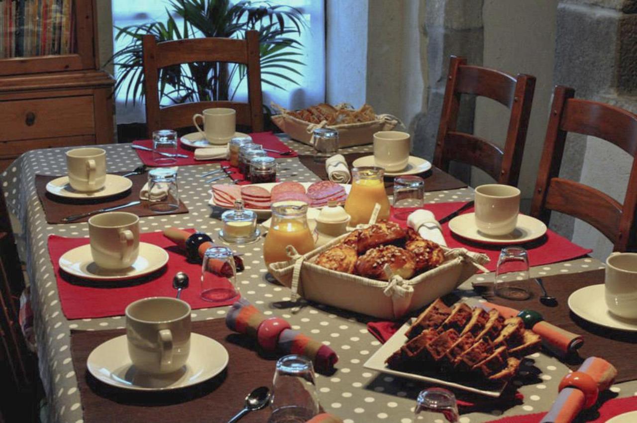 Bed and Breakfast Ty Daou Gwez Irodouer Exterior foto
